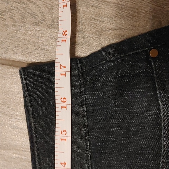 Croft & Barrow Mini Skorts Women's 14 Stretch Dark Denim Y2K 90s Functionality - Picture 9 of 11